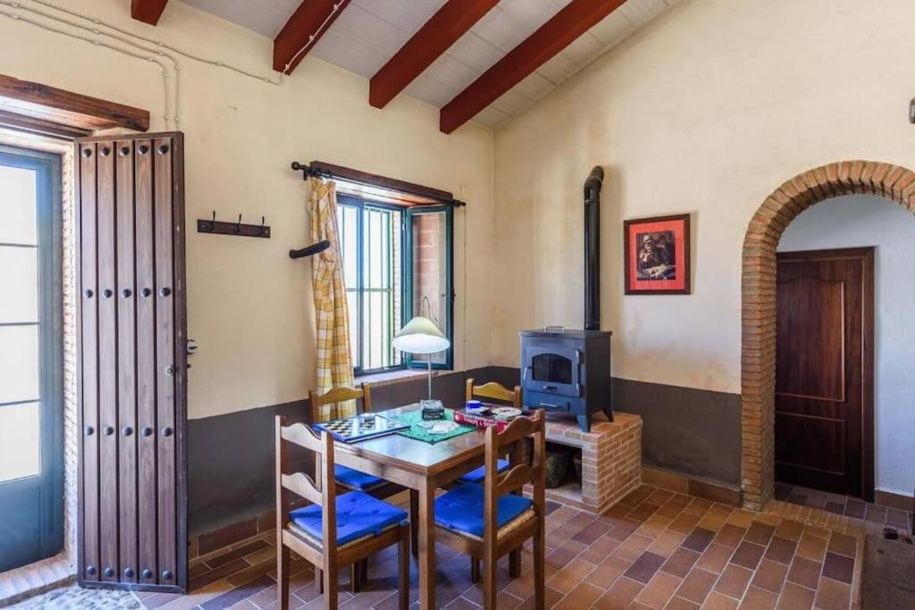 فيلا Casa Cortijo En Dehesa Sierra Leon لا بويبلا دي لوس إينفانتيس المظهر الخارجي الصورة
