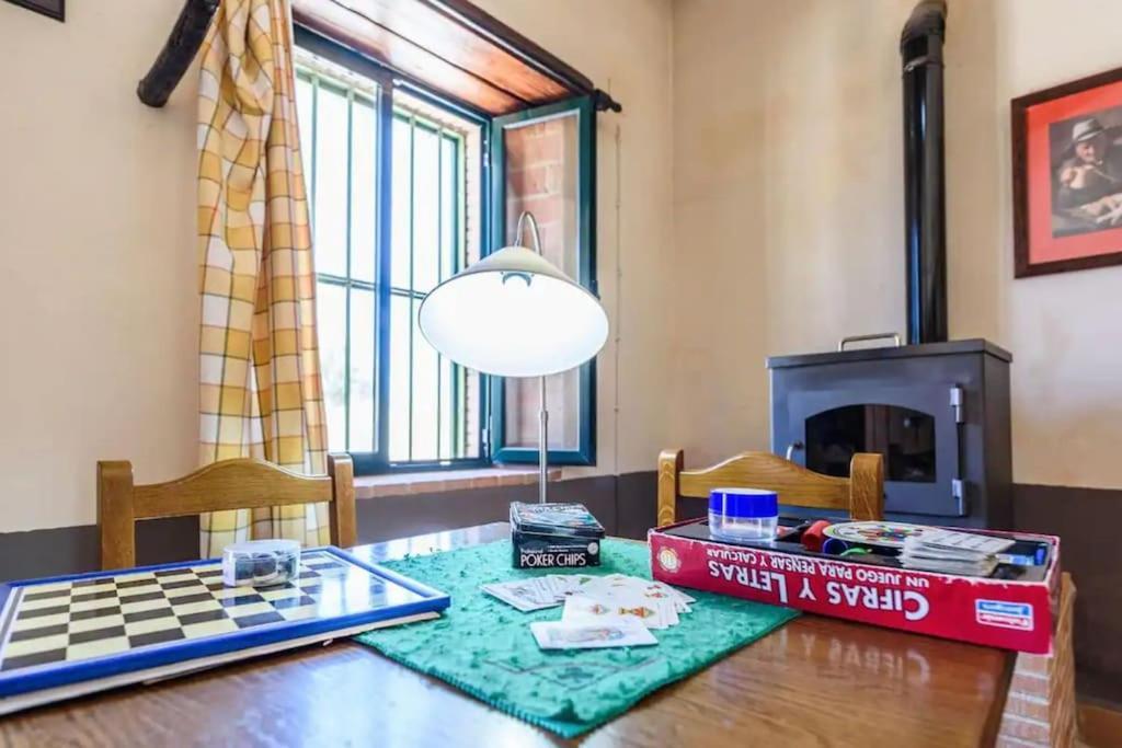 فيلا Casa Cortijo En Dehesa Sierra Leon لا بويبلا دي لوس إينفانتيس المظهر الخارجي الصورة