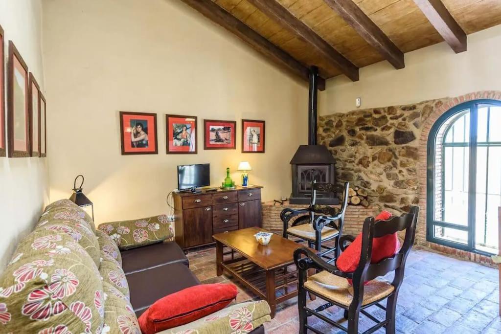 فيلا Casa Cortijo En Dehesa Sierra Leon لا بويبلا دي لوس إينفانتيس المظهر الخارجي الصورة